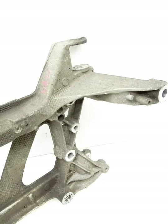 Traverse moteur OEM 5Q0199369G pour Audi A3 8V image 8