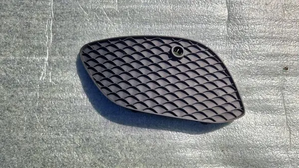 Grille de pare-chocs avant gauche Mercedes GLC X253 A2538850122 image 3