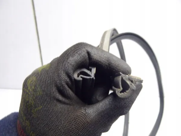 Junta de tejadilho esquerda OEM 9657090980 para Peugeot 407 SW image 3