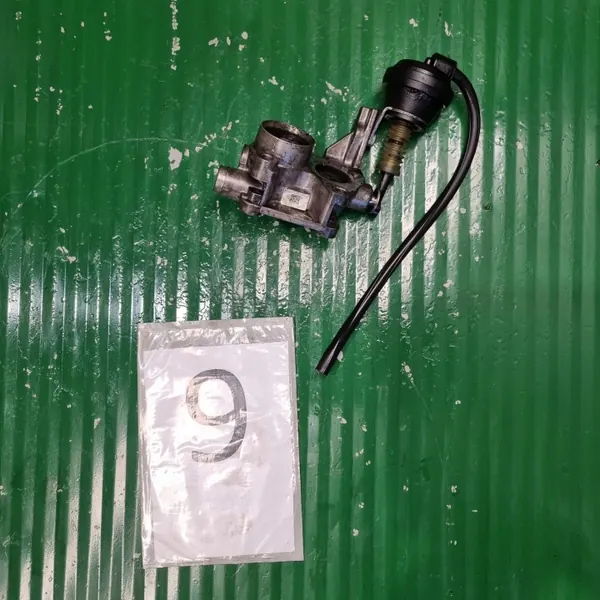Soupape EGR Mercedes OEM A6421401263 Occasion image 5