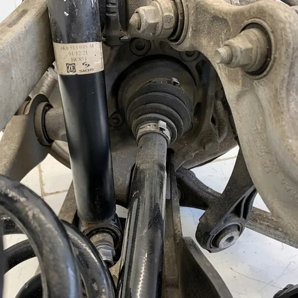 Assemblaggio sospensione posteriore destra Audi A6 C8 4K QUATTRO image 7