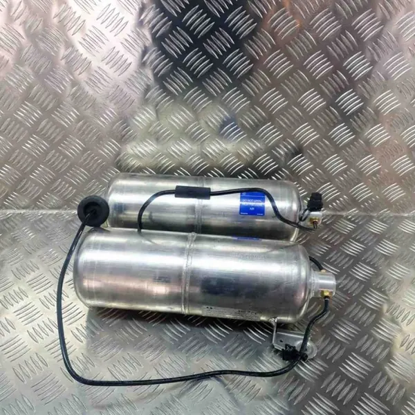 Lufttank OEM 31492461 für Volvo XC90 II 2.0L 2018 image 3
