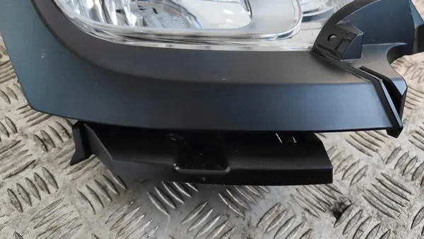 Fiat Panda III 3 2010-2023 Cross 4x4 Farol Direito 71765834 image 2