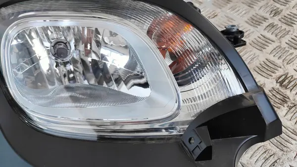 Fiat Panda III 3 2010-2023 Cross 4x4 Farol Direito 71765834 image 3