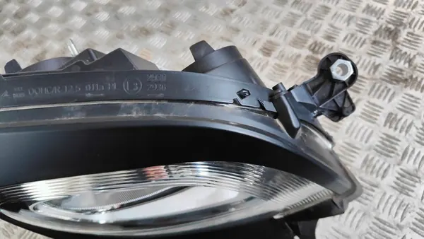 Fiat Panda III 3 2010-2023 Cross 4x4 Farol Direito 71765834 image 8