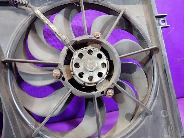 VW GOLF IV 97-06 1.6 Kylarrubrik 1J0121207T image 6