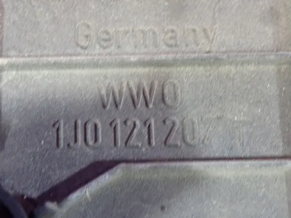 VW GOLF IV 97-06 1.6 Kylarrubrik 1J0121207T image 8