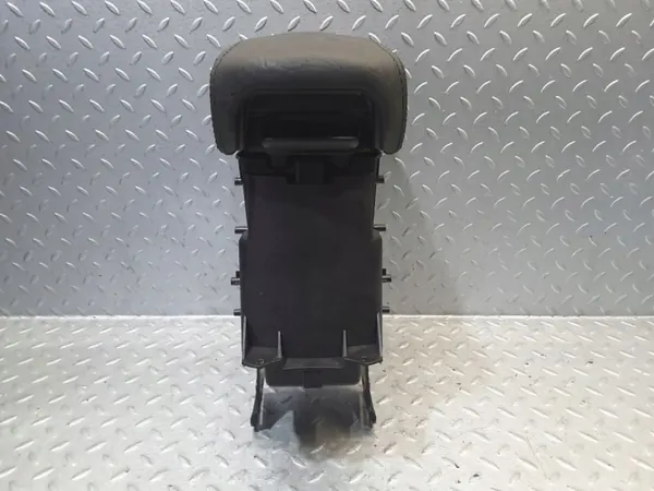 Reposabrazos consola Lexus IS 220D-250-350 OEM 735592185 image 5