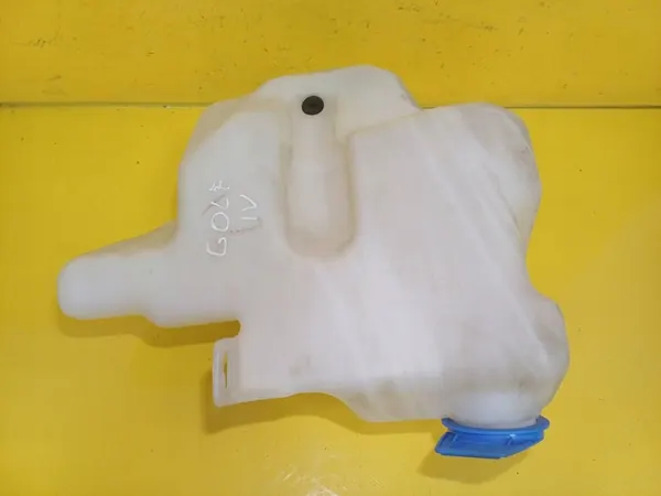 Pyyhkijän nesteen säiliö VW Golf IV image 4