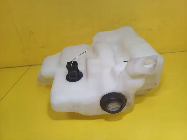 Pyyhkijän nesteen säiliö VW Golf IV image 8