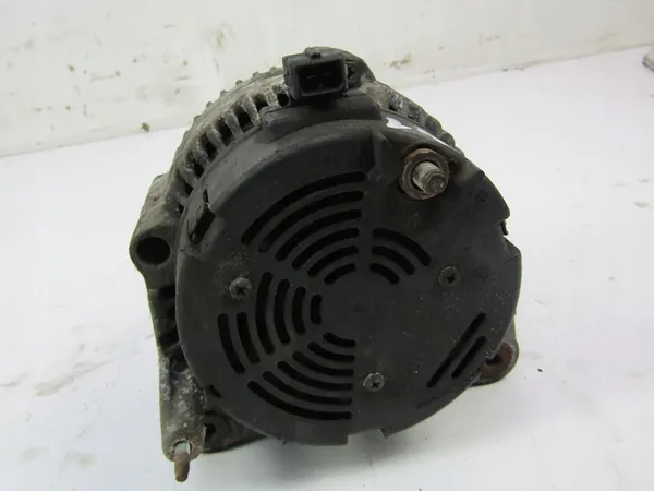 VW Lupo Alternator 1.4 16V 75KM AHW 028903018AX image 3