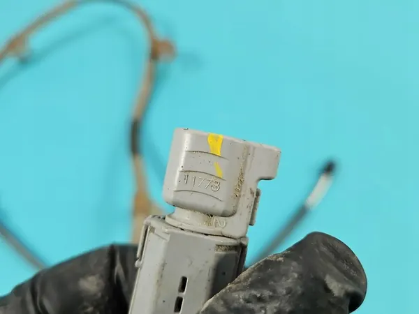 Käsijarrukaapeli Oikea Takana Mitsubishi Outlander III image 5