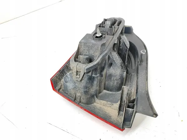 Luz trasera derecha Renault Twingo II 2010 OEM image 8