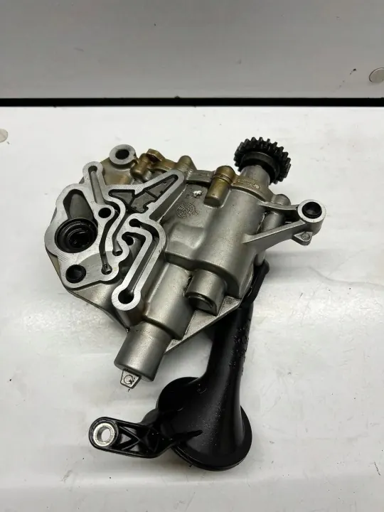 Oljepump OEM YQP2948 för Audi TT Mk2 2.0 TFSI image 2