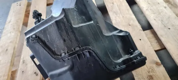 Ilmansuodatinkotelo OEM 4K0133844E Audi A6 C8:lle image 7