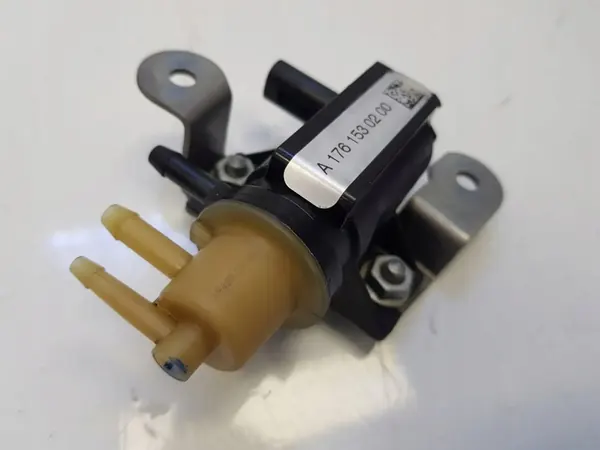 Solénoïde de vide EGR Turbo Mercedes AMG GTC GTR C63 AMG image 4