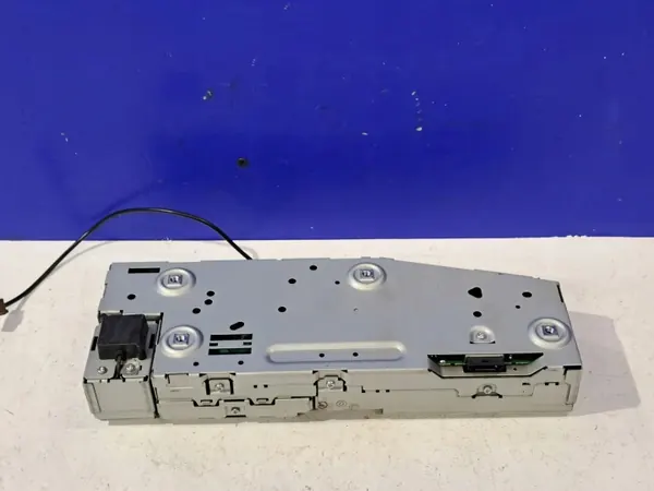 OEM 306792551 antenneversterker voor Volvo XC90 image 2