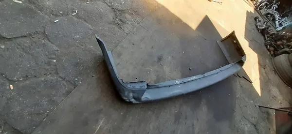 Paraurti posteriore Volkswagen Transporter T5 image 4