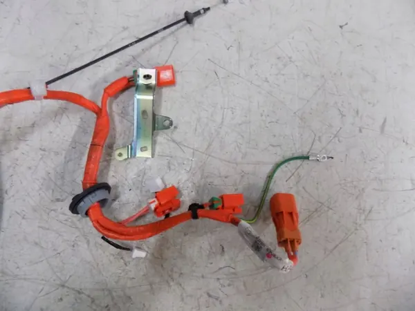 Tomada de carga Mazda CX-60 OEM KR9P67V5XA image 4