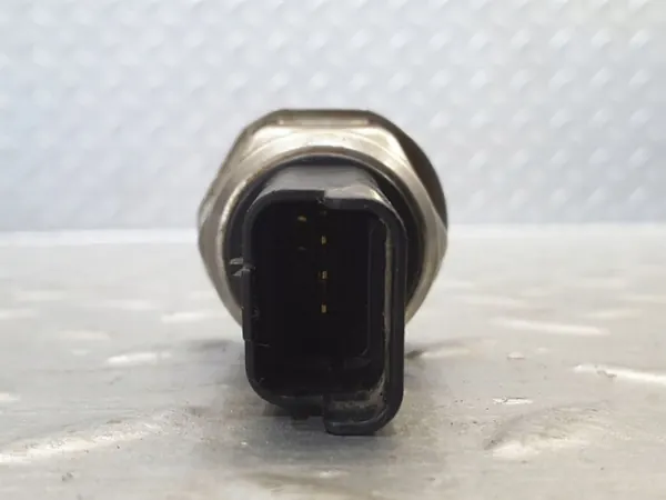 Sensor pressão combustível OEM 07095566184 Citroen C5 image 3