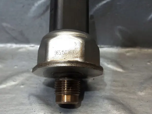 Sensor pressão combustível OEM 07095566184 Citroen C5 image 4