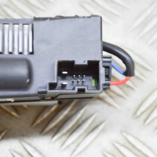 Vänster bakluckemotor Audi Q7 (4L) E5140080J image 6