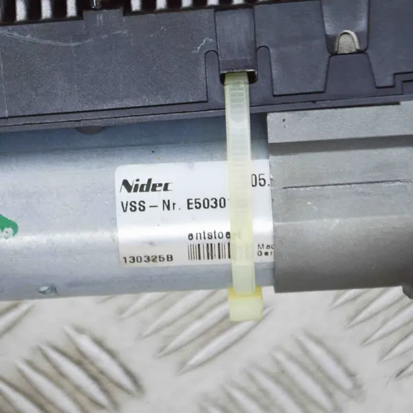 Vänster bakluckemotor Audi Q7 (4L) E5140080J image 7