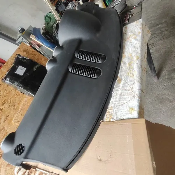 Audi TT 8N Instrumentbrädskonsol OEM tt 8n Svart image 4