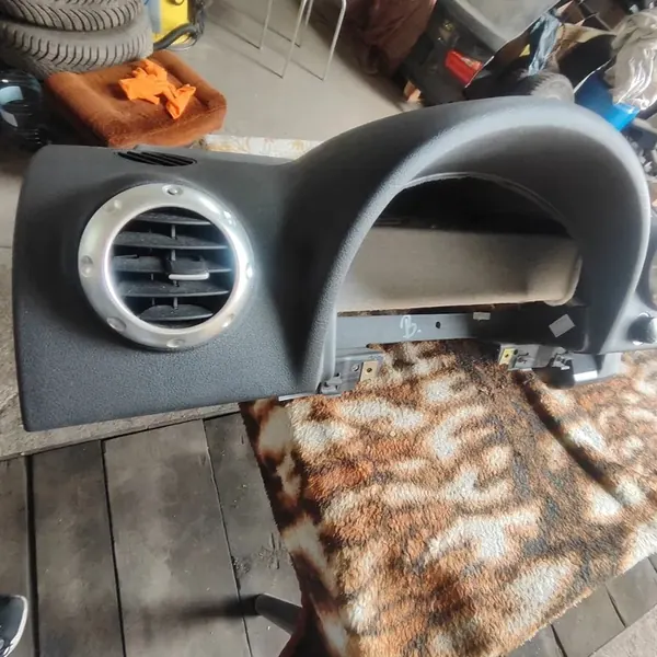 Audi TT 8N Instrumentbrädskonsol OEM tt 8n Svart image 5
