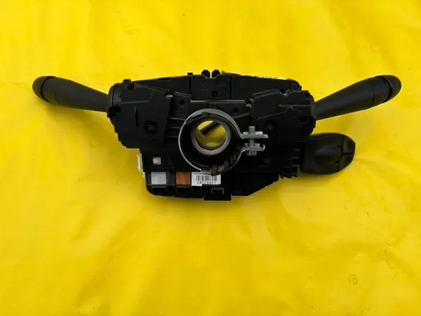 PEUGEOT 208 2008 Stuurknop image 5