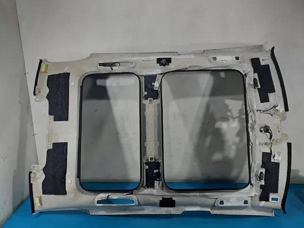 Plafonnier Mercedes W222 OEM A2226904104 Noir Solaire image 10
