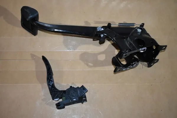 Gaspedaal Mercedes Vito W447 image 4