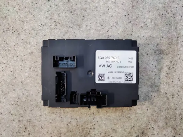 Stuurmodule stoel OEM 5Q0959760E voor Skoda Superb III image 2
