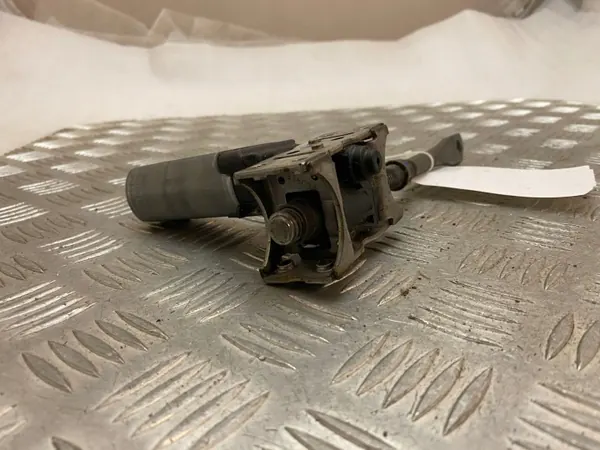 Moteur de siège Mercedes-Benz GLE AMG W166 - OEM image 3