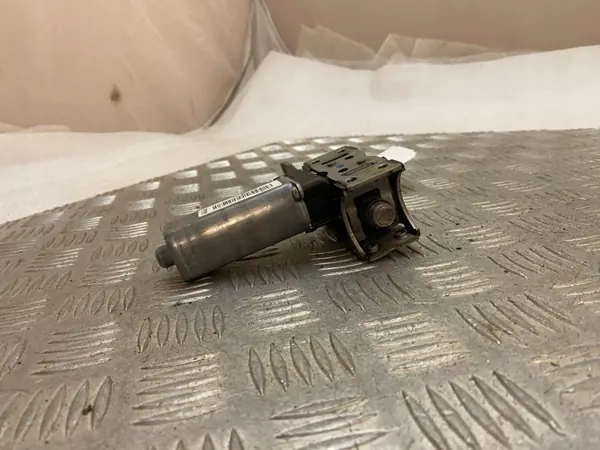 Moteur de siège Mercedes-Benz GLE AMG W166 - OEM image 4