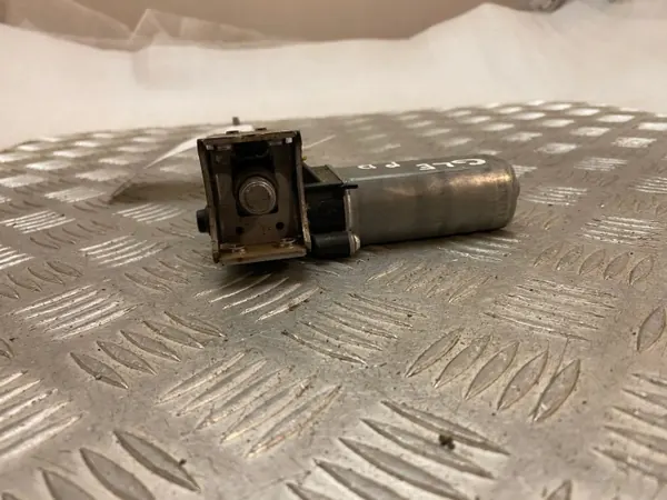 Moteur de siège Mercedes-Benz GLE AMG W166 - OEM image 9