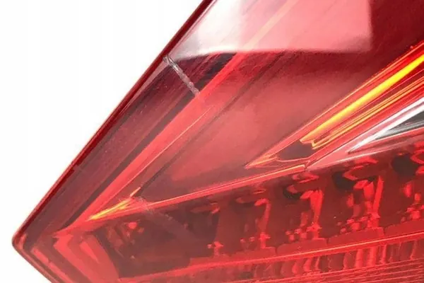 Luz de maletero izquierda AUDI A4 (8K2, B8) 8K5945093AD image 7