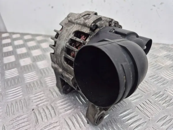 BMW X5 E53 3.0 Vaihtovirtageneraattori 7501599 image 4