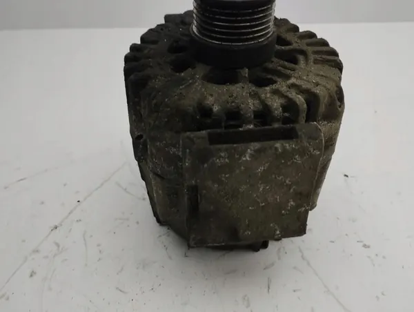 Mercedes-Benz C W204 2011 Generaattori A0009067900 image 3