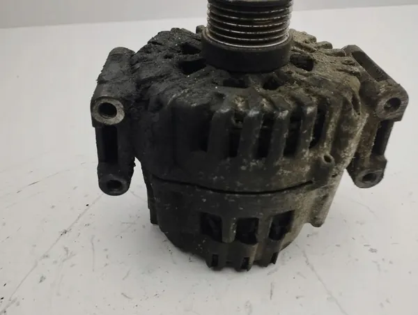 Mercedes-Benz C W204 2011 Generaattori A0009067900 image 5