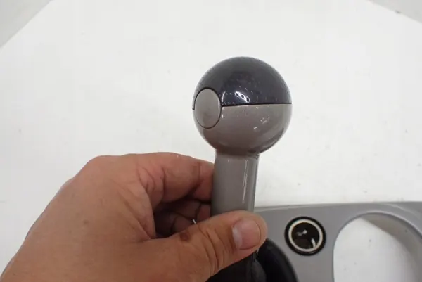 Smart Forfour 454 Vaihteenvalitsimen holkki OEM A4546800810 image 4