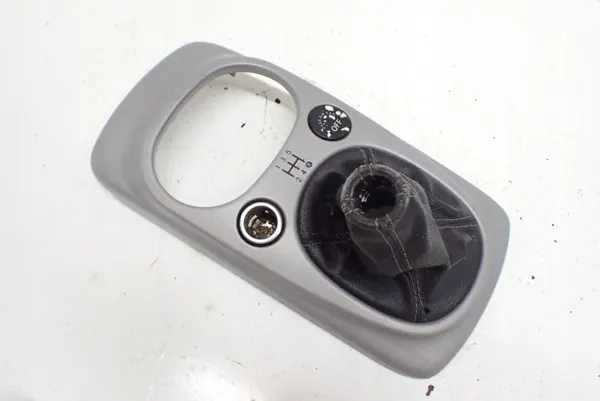 Smart Forfour 454 Vaihteenvalitsimen holkki OEM A4546800810 image 5