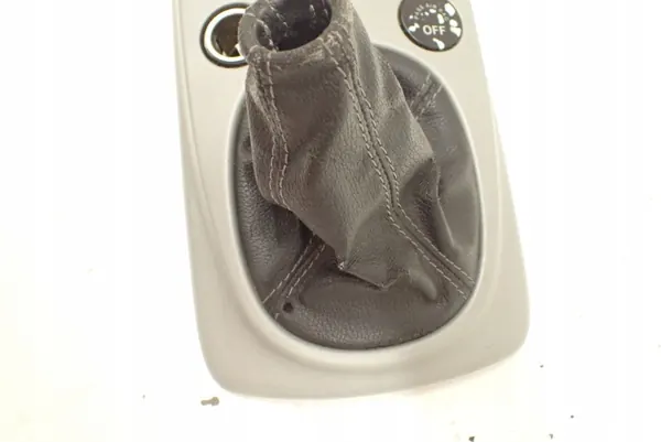Smart Forfour 454 Vaihteenvalitsimen holkki OEM A4546800810 image 7