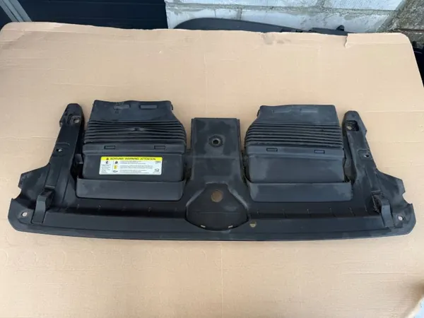 Cubierta de admisión Audi Q7 OEM 4M0807081 - Usado image 2