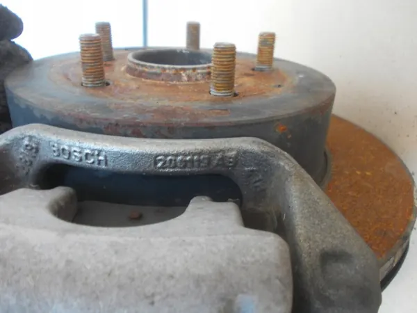 Toyota Auris Achterasbalk OEM belka auris image 7