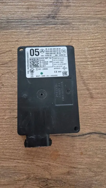 Mercedes-Benz Distronic Radar OEM A0009052804 image 2