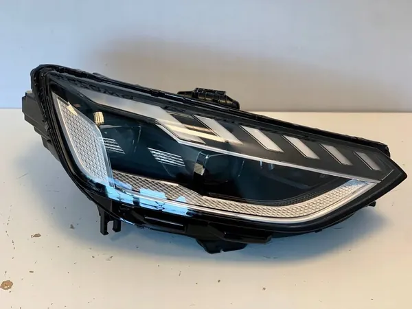 Faros Izquierdo Derecho AUDI A4 B9 Lift MATRIX image 3