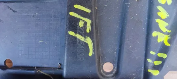 Scheinwerfergleiter Rechts Vorne OEM 622225493R Renault image 4