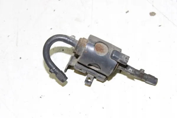 Bomba de combustible Eberspacher Webasto D1 D5 12V Usada image 2