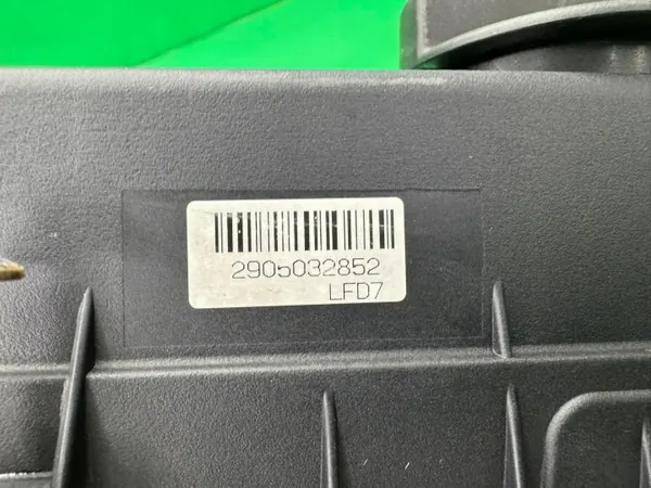 Mazda Kleppendeksel OEM LFF7 voor Mazda 5 2.0B image 10